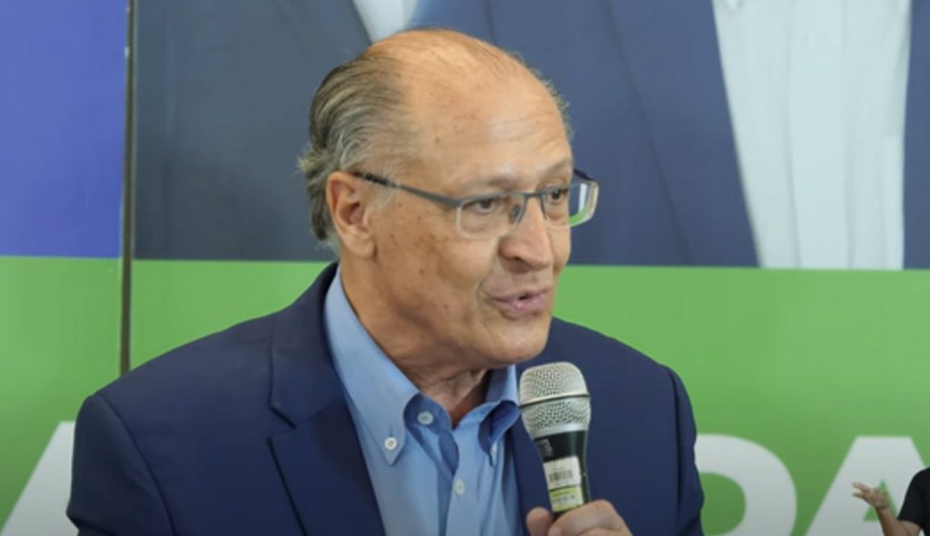 ‘Vitória de Lula no 1º turno é o melhor para o povo, para a economia e para o social’, diz Alckmin