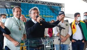 Nelson Piquet faz doação de 200 mil ao PP, partido da base de Bolsonaro