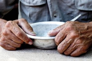 Fome extrema dobra em pontos críticos de mudanças climáticas