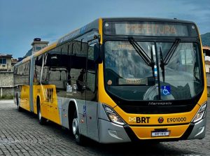 Paes anuncia ônibus de graça no Rio de Janeiro no dia da eleição