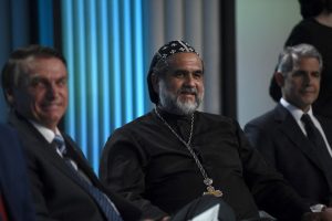 Bolsonaro diz que só conta com apoio de Padre Kelmon no 2º turno: ‘Valor simbólico’
