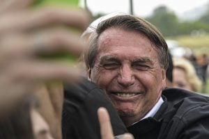 Em campanha para o 2º turno, Bolsonaro lança medidas voltadas para baixa renda, mulheres e nordestinos