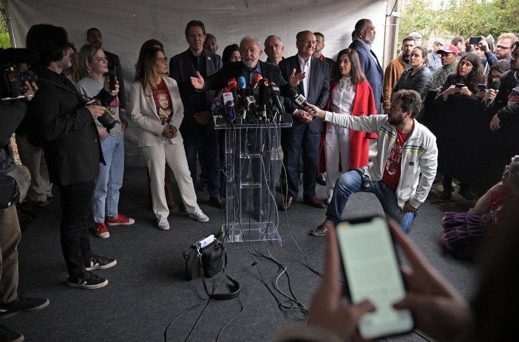 Haddad diz ser 'difícil' prever o resultado do 1º turno presidencial e apela contra abstenção