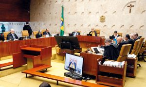 STF começa a julgar lei de Rondônia que proíbe linguagem neutra nas instituições de ensino
