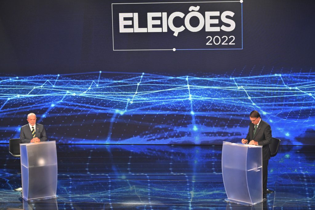 Lula e Bolsonaro se enfrentam no 1º debate do 2º turno; confira os destaques
