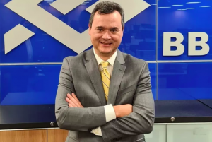 Presidente do Banco do Brasil se prontifica a ajudar em 'transição tranquila'