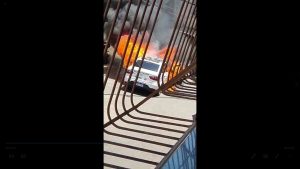 Criminosos incendeiam carro de afiliada do SBT e agridem repórter no Espírito Santo
