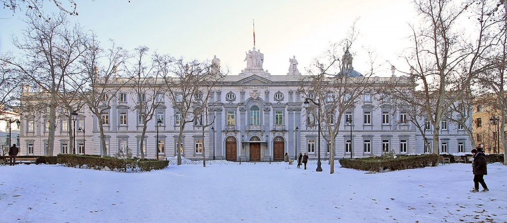 Presidente do Supremo Tribunal da Espanha renuncia