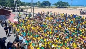 Ato de Bolsonaro em Pernambuco tem pouco público; Lula ironiza e convoca manifestação