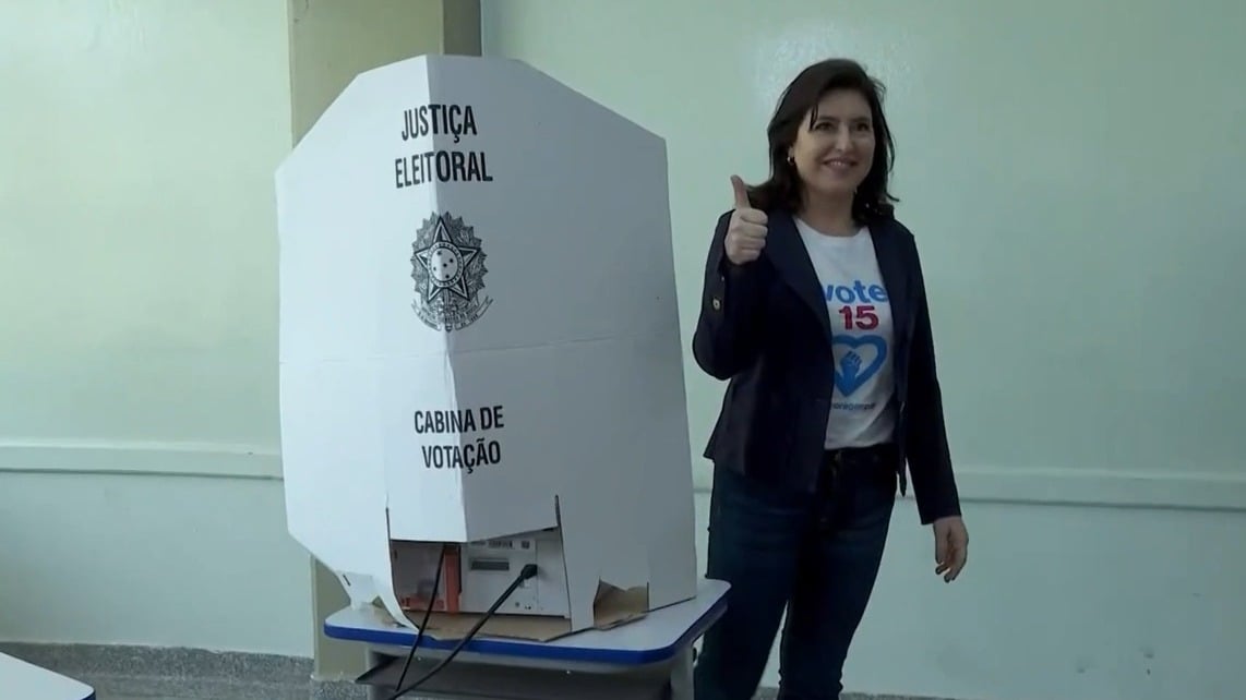 Tebet vota em MS e diz estar com ‘esperança de chegar ao 2º turno’