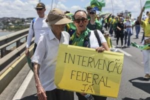 Atualização da PRF registra apenas um bloqueio em rodovia federal, no Paraná
