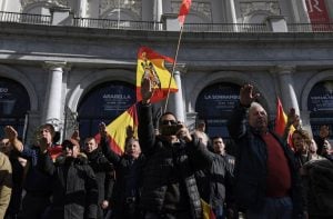 Espanha deve abrir investigação sobre atos franquistas