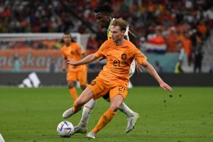 Holanda estreia na Copa com vitória sobre Senegal