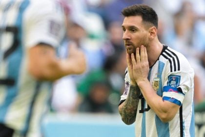Argentina perde de virada para Arábia Saudita