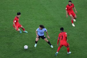 Uruguai e Coreia do Sul empatam sem gols em estreia na Copa