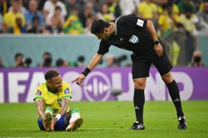 Neymar e Danilo estão fora da primeira fase da Copa do Mundo