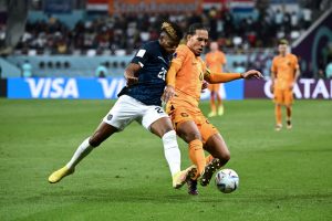Holanda e Equador empatam e dividem liderança do Grupo A da Copa
