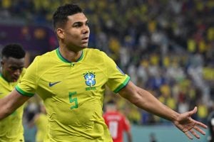 Casemiro decide, Brasil bate a Suíça e se classifica às oitavas da Copa do Mundo