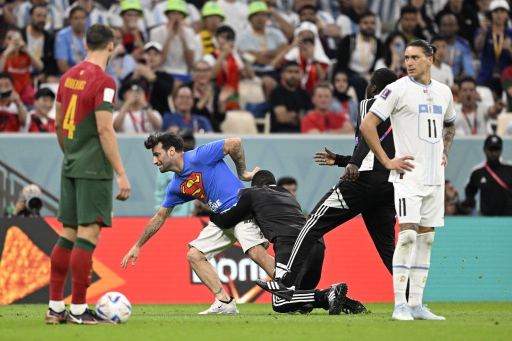 Torcedoras acusam governo do Irã de enviar espiões à Copa do Mundo, irã