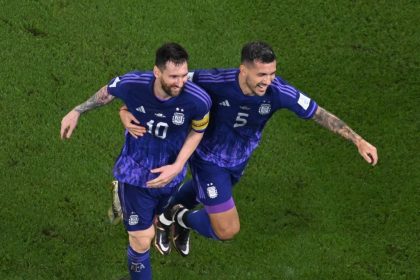 Argentina supera Polônia e ambas se classificam no Grupo C da Copa