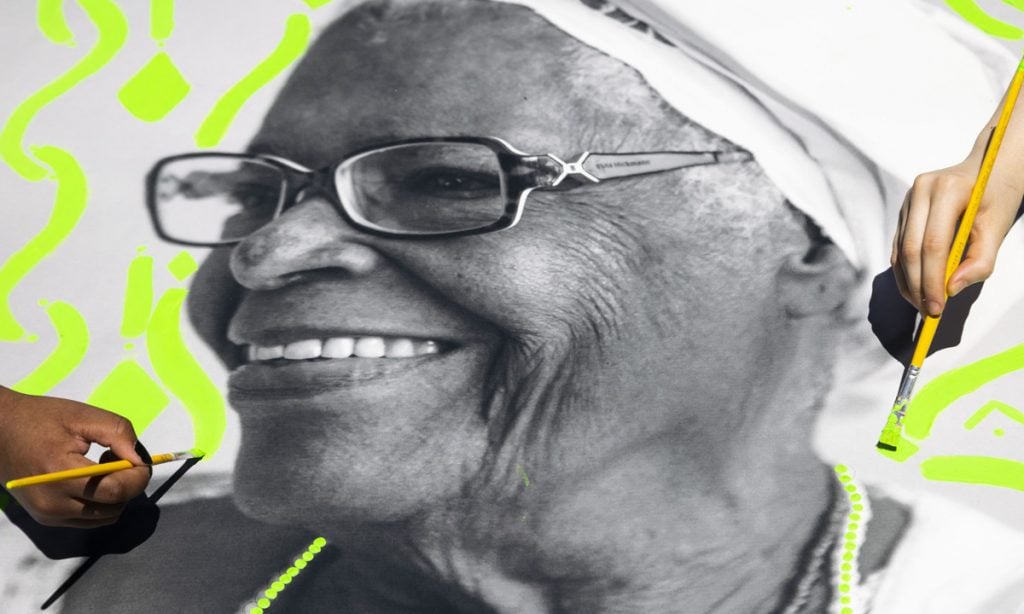 Não, não estou lhe servindo! Rompendo o estereótipo da mulher negra como subalterna