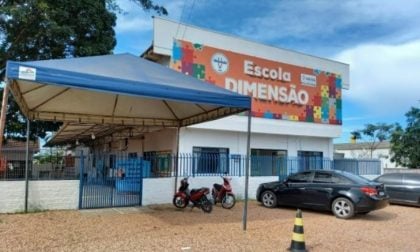 ‘De onde vêm os bebês?’: Professora é demitida de escola ao tirar dúvida de alunos
