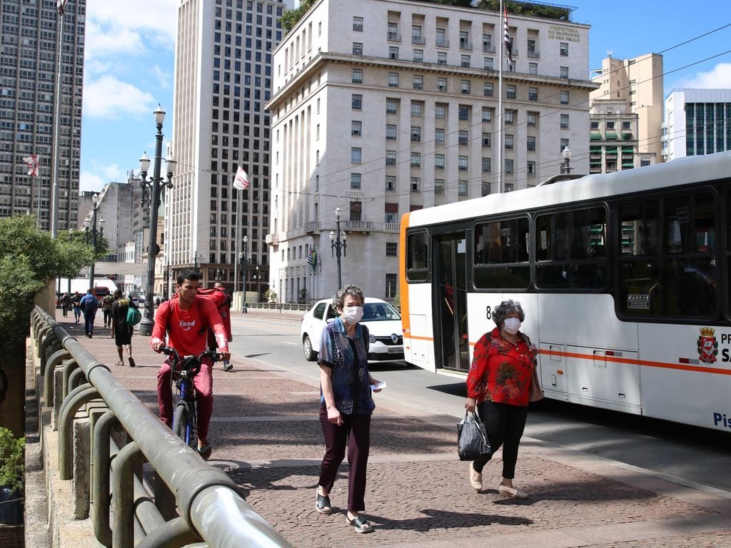 Casos de covid-19 em São Paulo crescem 22% nos últimos 7 dias