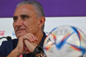 Tite diz que usará equipe alternativa diante de Camarões