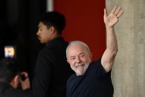 Lula visita a Granja do Torto, ocupada por Paulo Guedes desde 2020