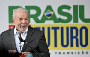 Lula diz ter 80% dos ministros definidos, mas prevê anúncio só após a diplomação