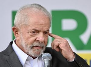 Lula lamenta fome e faz críticas ao governo Bolsonaro em mensagem de Natal
