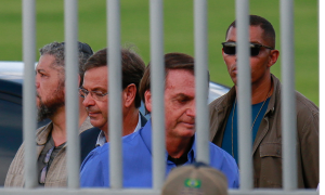 A estratégia de Bolsonaro para evitar a prisão, segundo deputado