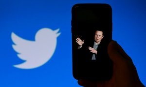 Musk diz que vai restabelecer contas de jornalistas suspensos no Twitter