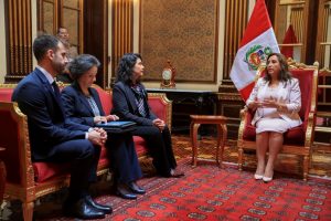 Congresso do Peru aprova a antecipação das eleições para 2024