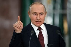 Ocidente quer 'dividir' a Rússia, afirma Putin
