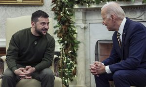 Biden promete dar mais apoio à Ucrânia durante reunião com Zelensky