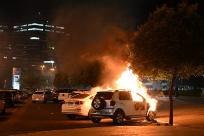 Bolsonaristas que tentaram invadir sede da PF para ‘resgatar’ cacique golpista são alvos de operação policial