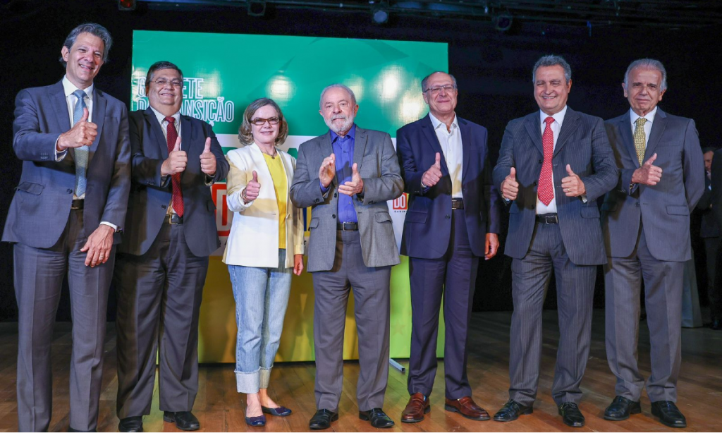 Os desafios que se impõem a Lula na formação dos ministérios a partir de agora