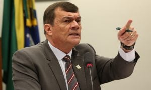 Ministro da Defesa de Bolsonaro defende a ampliação de orçamento para a área