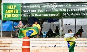Com Lula no poder, acampamento bolsonarista em Brasília esvazia e amarga piora na estrutura