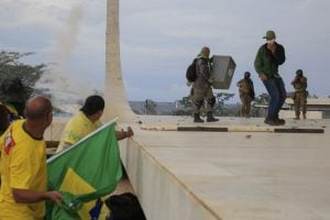 Exército tem 2,5 mil militares de prontidão em Brasília