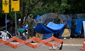 Veja imagens da desmontagem dos acampamentos bolsonaristas em Brasília