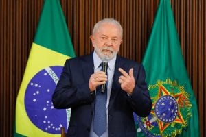 Lula passa por exame no quadril em Brasília e retorna ao Palácio da Alvorada