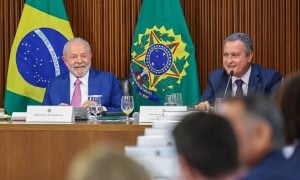 A busca dos partidos aliados por espaço no governo Lula