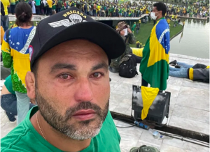 Léo Índio, sobrinho de Bolsonaro, é alvo de operação da PF contra atos golpistas