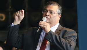 Flávio Dino defende operação da PF que mira Bolsonaro e aliados: ‘Corrupção gravíssima’