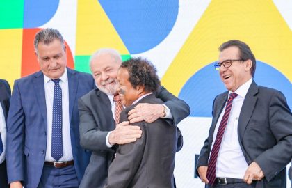 Lula cria comissões para discutir salário mínimo e sindicatos e projeta ‘mudar a lógica’ do IR   