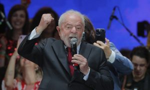 Ao demitir comandante do Exército, Lula mostra 'disposição' em buscar culpados por atos golpistas
