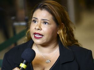 Kariane Costa assume o comando da EBC; Pimenta defende retomar a credibilidade da empresa