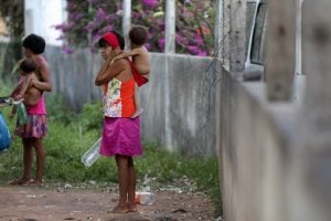 Morre criança yanomami de 1 ano vítima de desnutrição